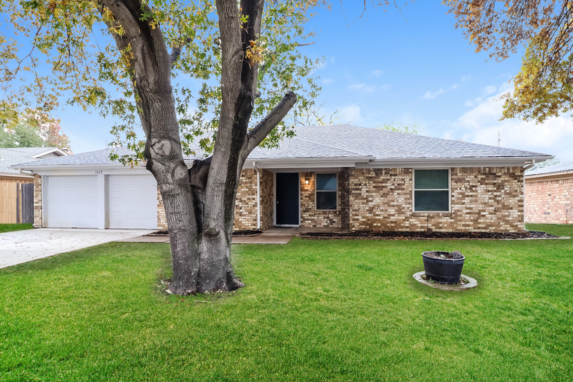 5512 Pleasant Meadow Dr North Richland Hills, TX 76180